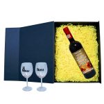 Set cadou Iubit/Sot, Cutie de vin cu sticla si 2 pahare, 35x25cm, Vin Budureasca Clasic, CSVIS008 - imagine 2
