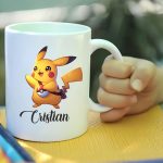Cana personalizata, Alba, Pickachu, Pokemon, 350 ml, CDUV019 - imagine 3
