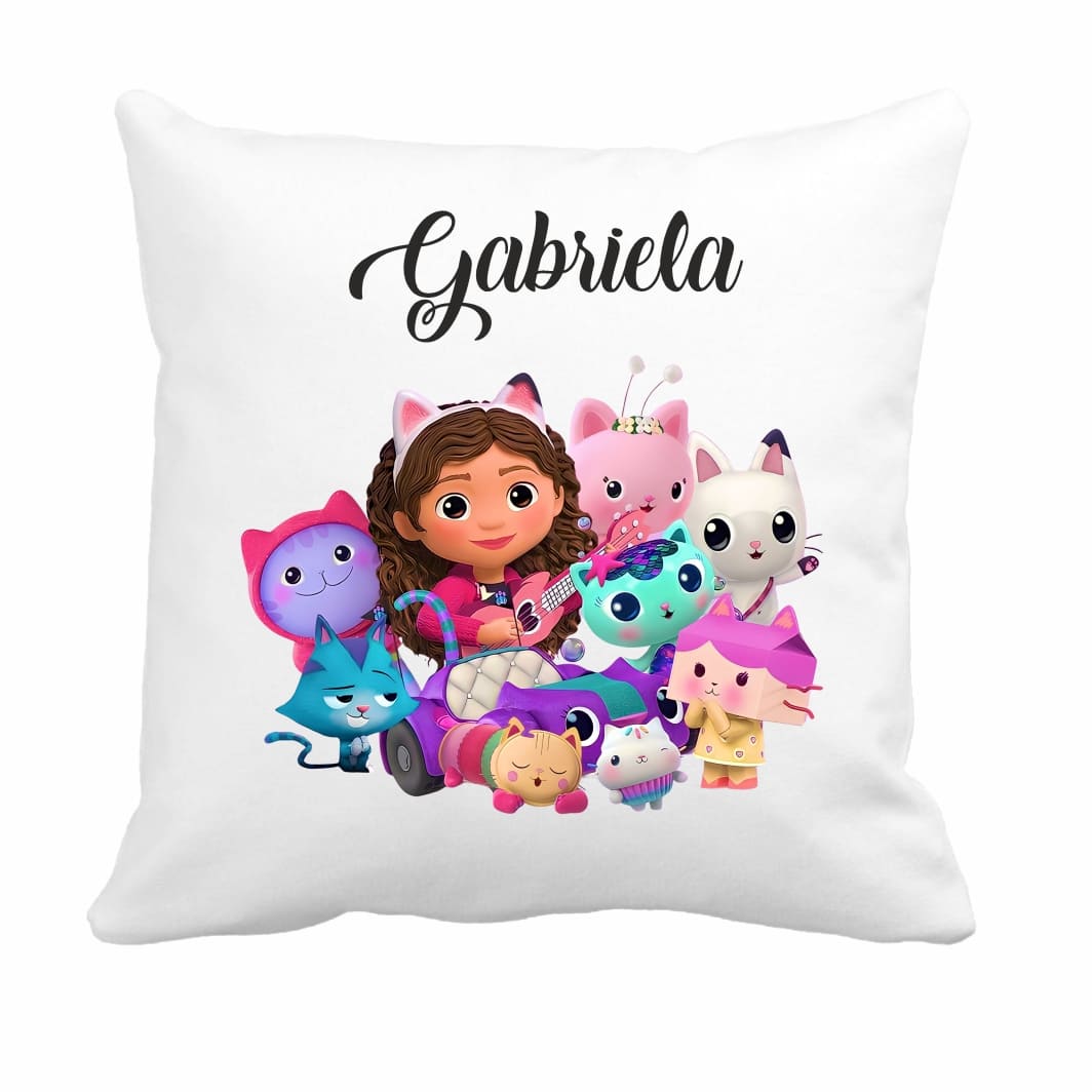 PGR104 Perna personalizata cu nume, Gradinita, Gabby's Dollhouse, 40x40 cm, PGR104 - imagine 1