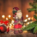 Decoratiune de Craciun, Figura, Mos Craciun, Sacou, cu Carouri, 35cm, DCJ155 - imagine 4