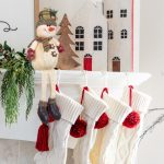 Decoratiune de Craciun, Figurina, Om de Zapada, Ecru, Caciula, cu Carouri, 32cm, DCJ174 - imagine 2