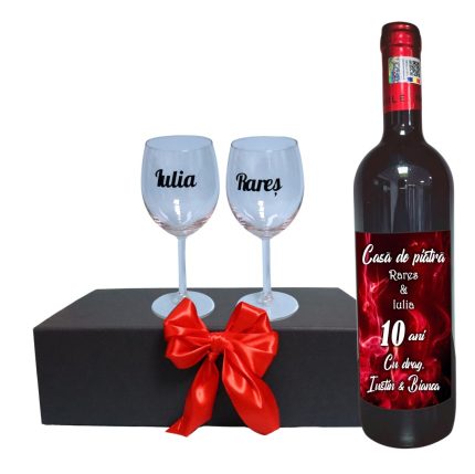 Set cadou aniversar, Cutie de vin cu sticla si 2 pahare, 35x25cm, Vin Domeniile Panciu Feteasca Neagra, CSVA001