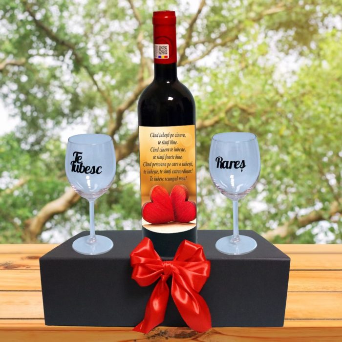 Set cadou Iubit/Sot, Cutie de vin cu sticla si 2 pahare, 35x25cm, Vin Budureasca Clasic, CSVIS002 - imagine 4