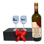 Set cadou Iubit/Sot, Cutie de vin cu sticla si 2 pahare, 35x25cm, Vin Domeniile Panciu Feteasca Regala, CSVIS015