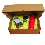 Set cadou Craciun 3 piese, Ceai, Termos rosu smart, Miere, 32,5x25,5x10,5 cm, SCC014