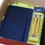 Set cadou Craciun 4 piese, Termos negru smart, Pix si Creion, Carnet elegant, 32,5x25,5x10,5 cm, SCC015 - imagine 5