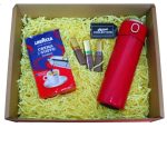 Set cadou Craciun 3 piese, Cafea Lavazza, Ciocolata, Termos rosu smart, 32,5x25,5x10,5 cm, SCC007