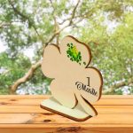 Martisor, Baza pentru flori, Trifoi, O primavara frumoasa, Lemn, Primavara, 8×8 cm, BMUV014 - imagine 5