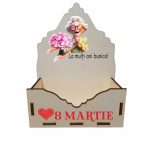 cutie 8 Martie bunica