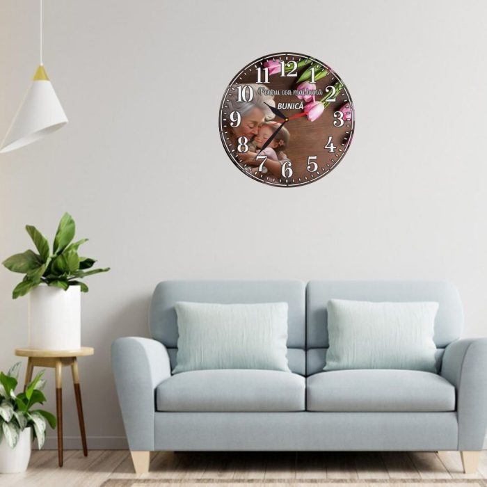 Ceas personalizat pentru bunica, Lemn, 40x40cm, CSMUV003 - imagine 2