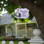 Pancarta Bine Ati Venit la casa Mirelui, Nunta, Mov, 40x31cm, PBUV005 - imagine 2