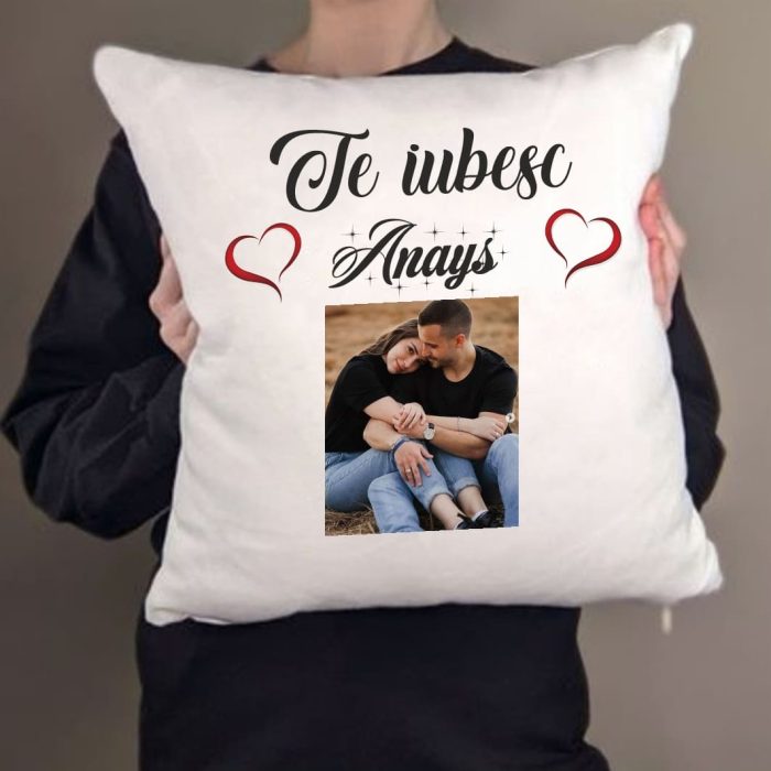 Perna personalizata , Cuplu, 40x40 cm, PVD001 - imagine 4