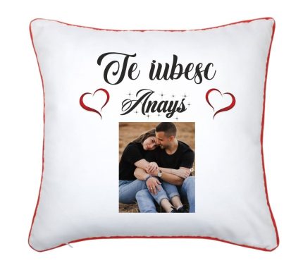 Perna personalizata , Cuplu, 40x40 cm, PVD002