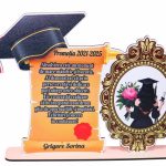 Decoratiune Absolvire, Personalizata, Tip Diploma, Lemn, 29x20cm, CABS007
