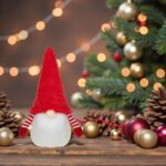 figurina craciun gnome blana rosie decorata