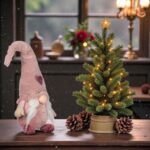 figurina craciun gnome caciula codite inima decorata