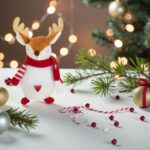 figurina craciun ren fular rosu decorata