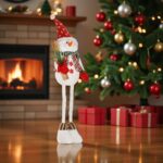 figurina decorativa craciun om zapada schiuri decorata