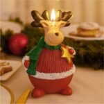 lumanare craciun ren rosu aprinsa