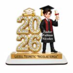 Decoratiune Absolvire, Personalizata, Tip Diploma, Lemn, 16x15,5cm, CABS019